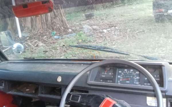 MITSUBISHI L 300 PU
