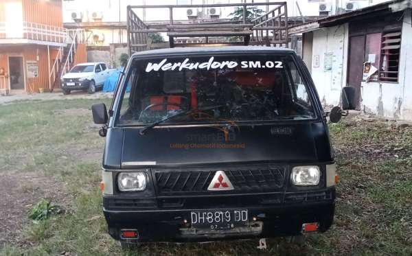 MITSUBISHI L 300 PU