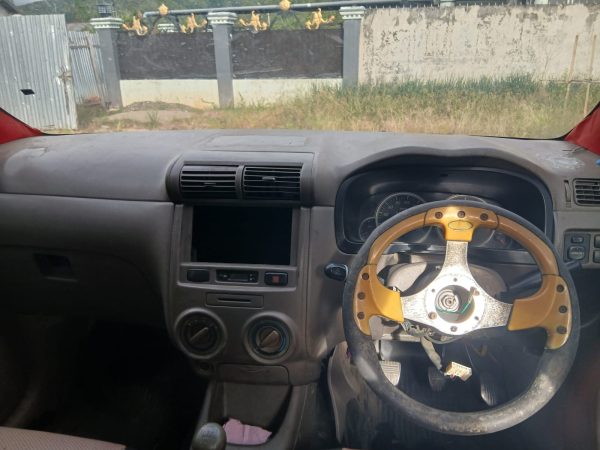 TOYOTA AVANZA  1.3 G