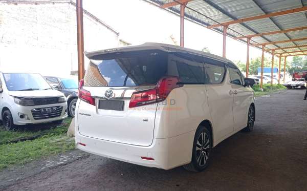 TOYOTA ALPHARD 2.5 G