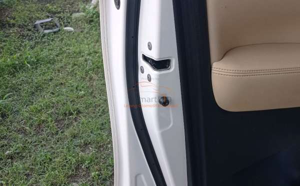 TOYOTA ALPHARD 2.5 G