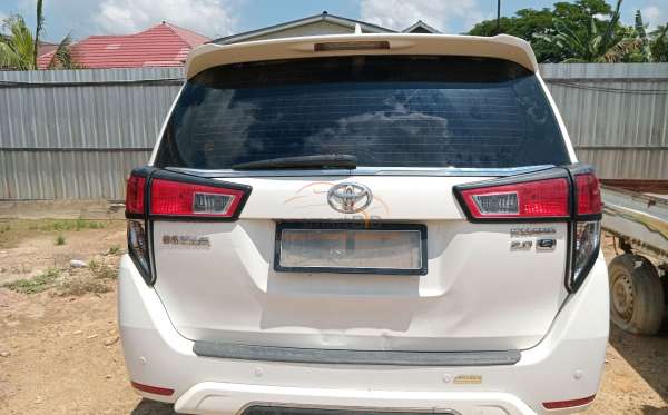 TOYOTA INNOVA  2.0 Q