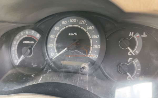 TOYOTA INNOVA G