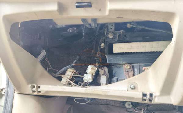 TOYOTA INNOVA G