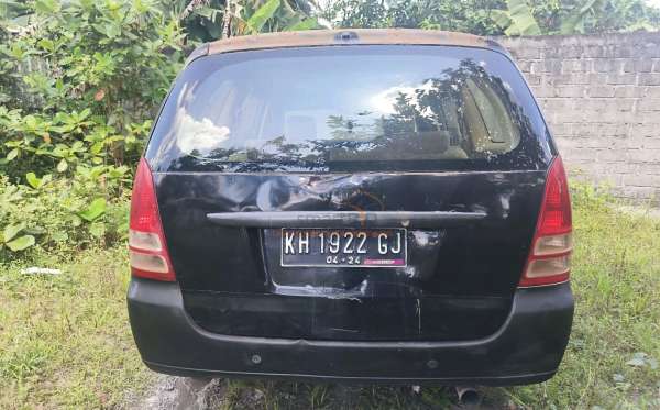 TOYOTA INNOVA G