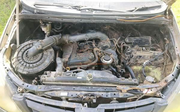 TOYOTA INNOVA G