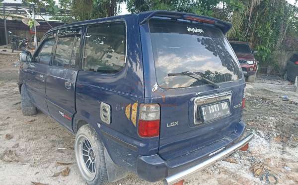 TOYOTA  KIJANG  UF 81