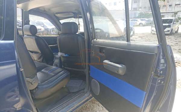 TOYOTA  KIJANG  UF 81
