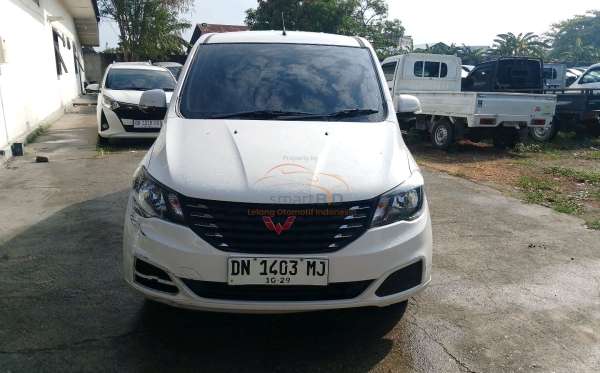 WULING CONFERO DB