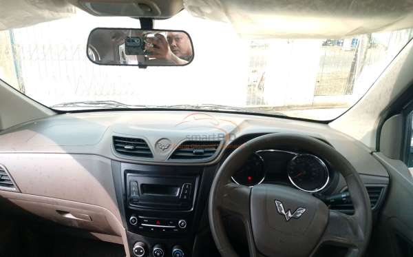 WULING CONFERO DB