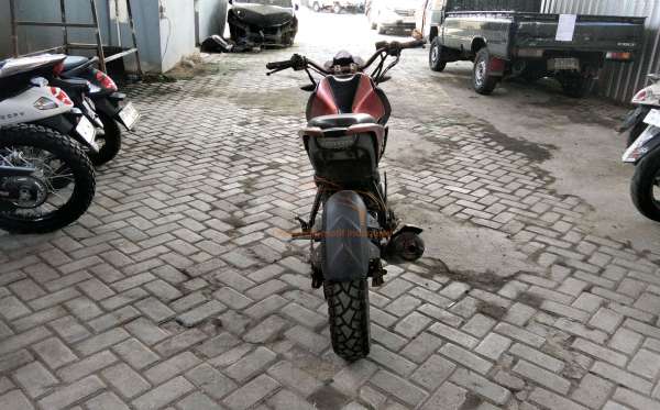 YAMAHA  VIXION R