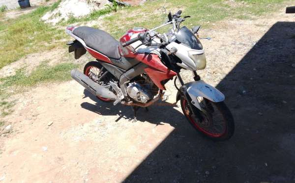 YAMAHA  VIXION