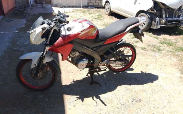 YAMAHA  VIXION