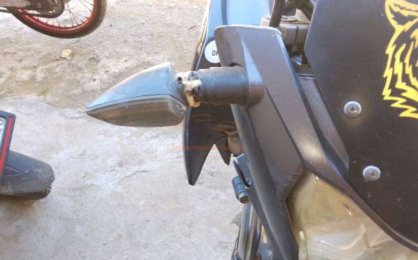 YAMAHA VIXION