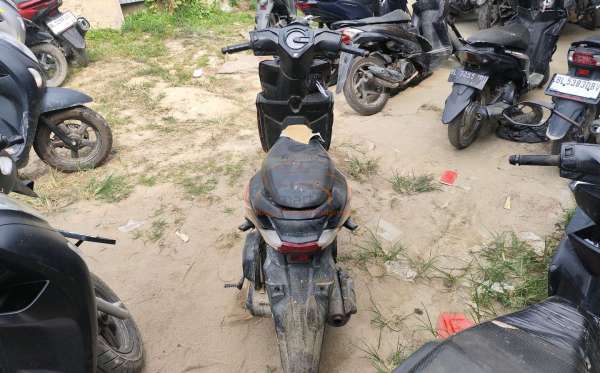 HONDA  BEAT