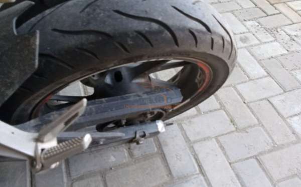 HONDA CB 150 R