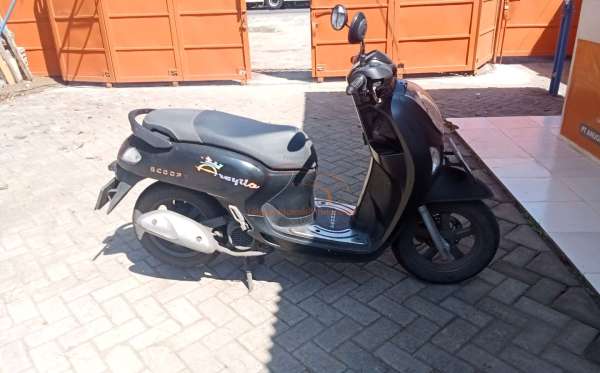 HONDA SCOOPY