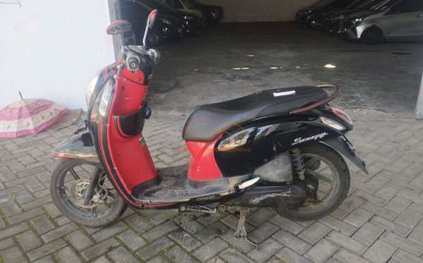 HONDA SCOOPY