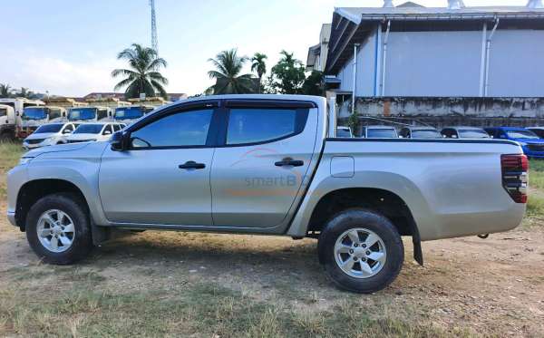 MITSUBISHI DC GLS 4X4