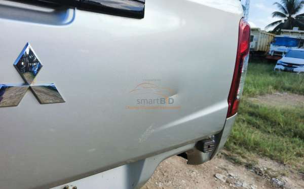 MITSUBISHI DC GLS 4X4