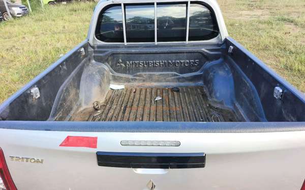 MITSUBISHI DC GLS 4X4