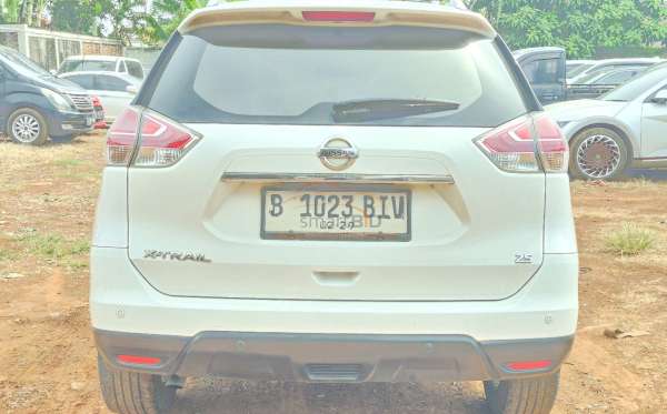 NISSAN X TRAIL 2.5