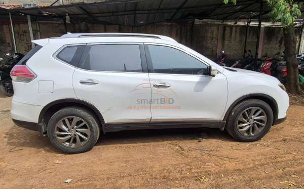 NISSAN X TRAIL 2.5