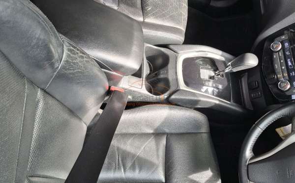 NISSAN X TRAIL 2.5