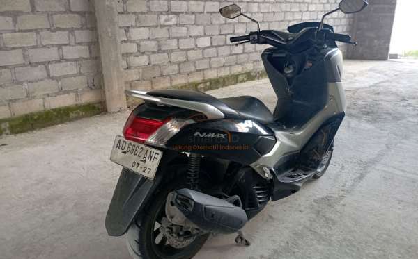 YAMAHA NMAX
