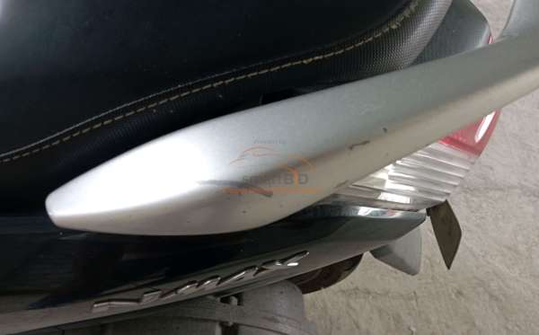 YAMAHA NMAX