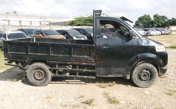 SUZUKI 415 T