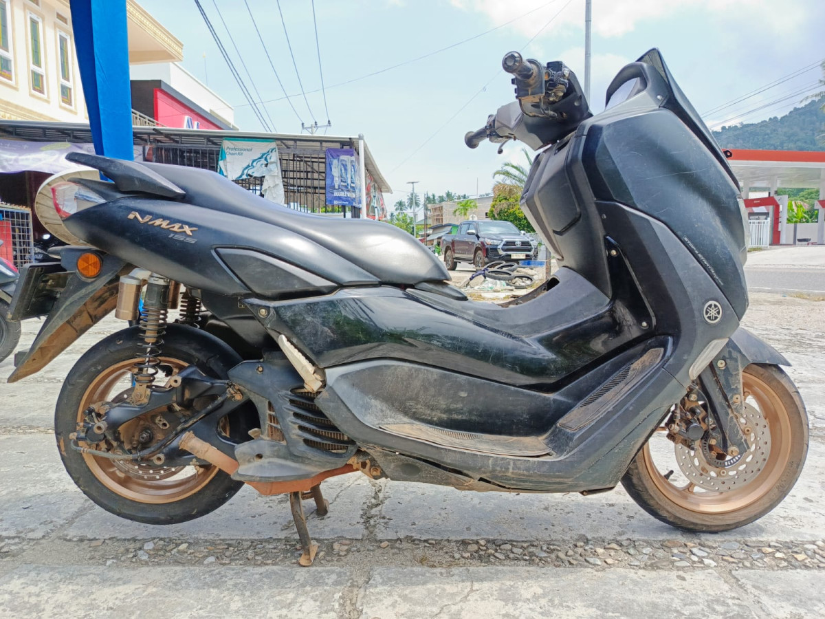 YAMAHA NMAX 155