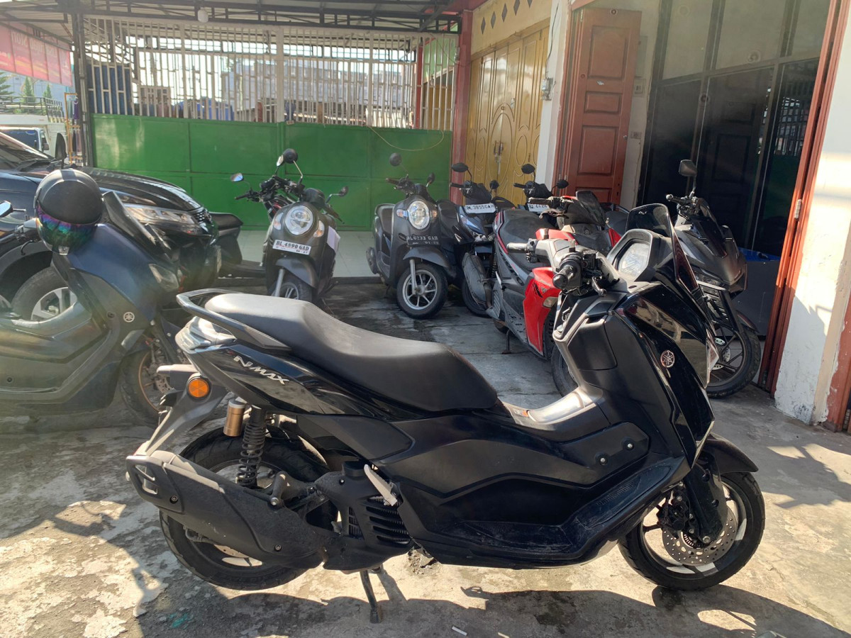 YAMAHA NMAX
