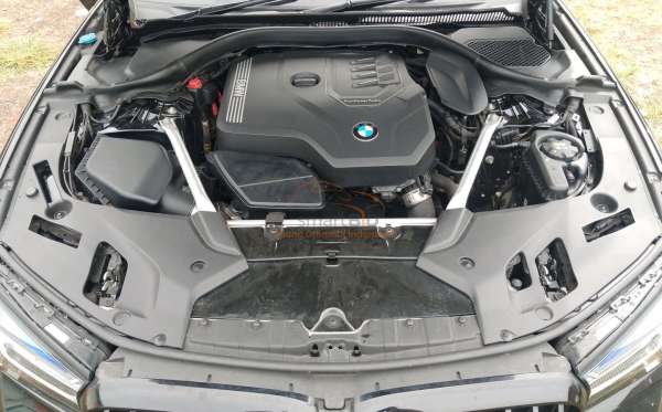 BMW G30 CKD A/T