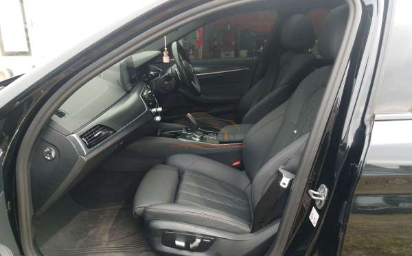 BMW G30 CKD A/T