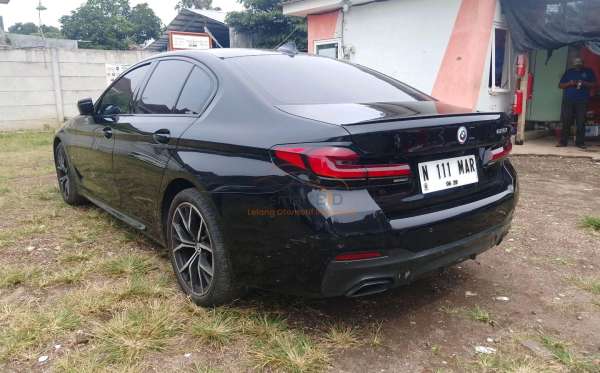 BMW G30 CKD A/T