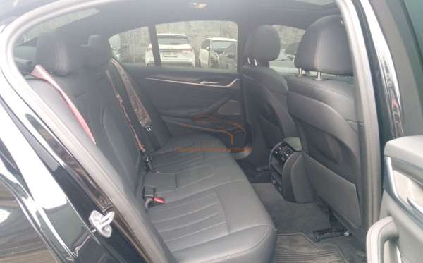 BMW G30 CKD A/T