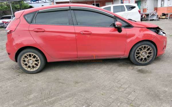 FORD FIESTA 1.4
