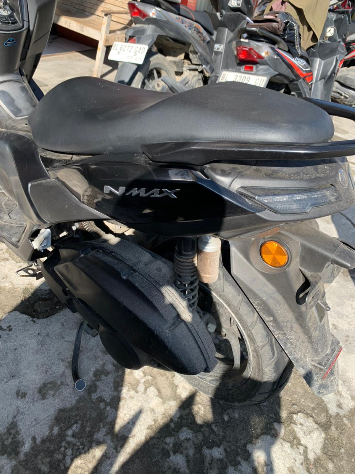 YAMAHA NMAX