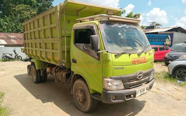 HINO XZU349R
