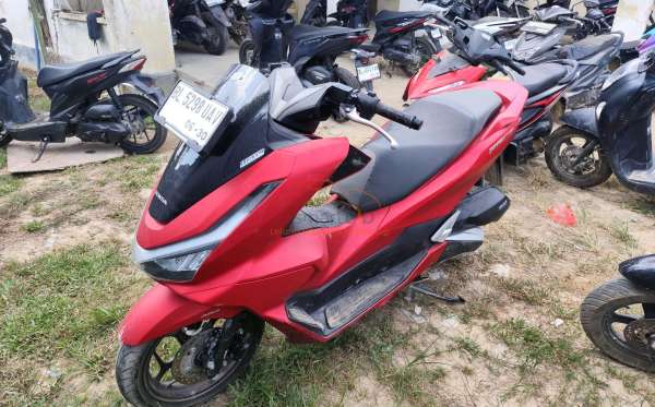 HONDA  PCX 160