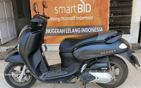 HONDA  SCOOPY PRESTIGE
