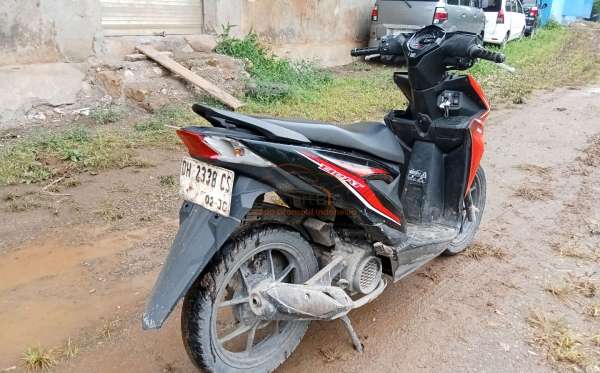 HONDA  BEAT