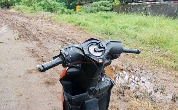 HONDA  BEAT
