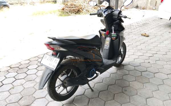 HONDA  BEAT