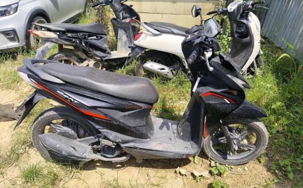 HONDA  BEAT
