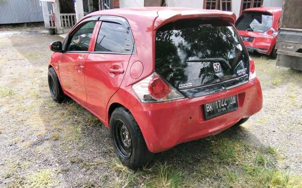 HONDA  BRIO  SATYA DD1 1.2 E