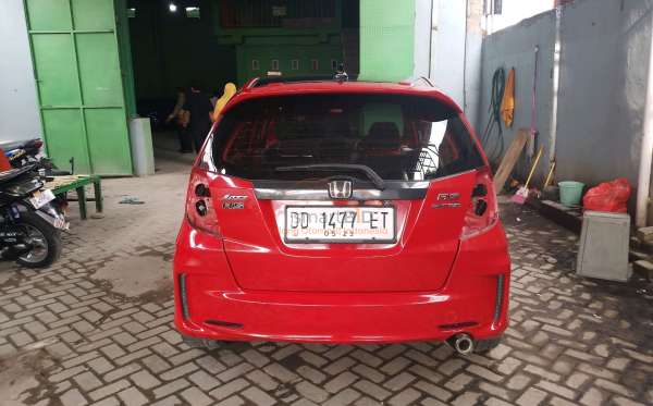 HONDA  JAZZ  GE8 1.5 E