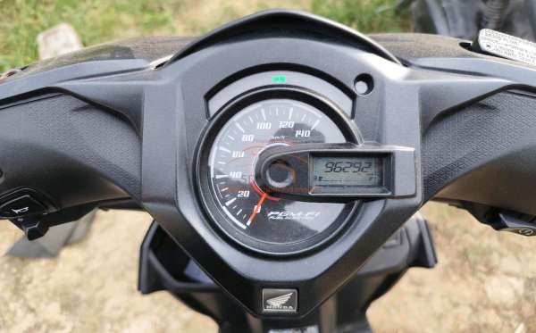 HONDA  BEAT