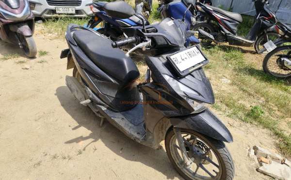 HONDA  BEAT